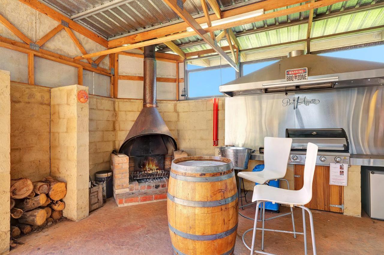 Harmony At Tower Hill Apartment Koroit Exterior foto